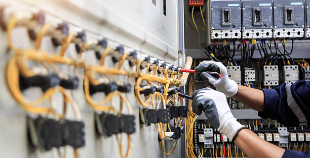 Professional Electrician technician working in Melissa, TX